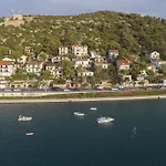 Mip *
