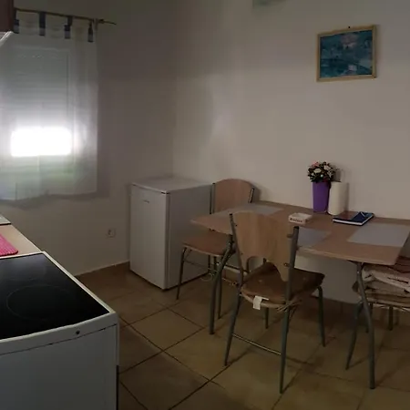 Mip Apartment Tisno