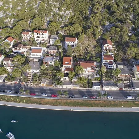 Apartment Mip Tisno